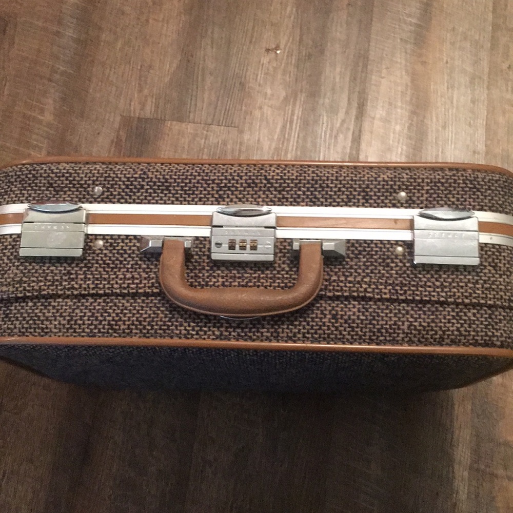 Vintage Skyway Luggage